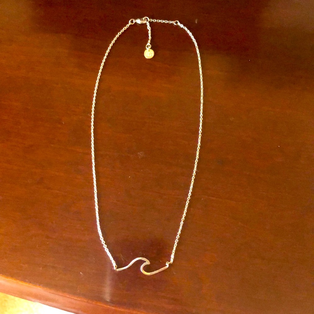 Silver necklace with wave design